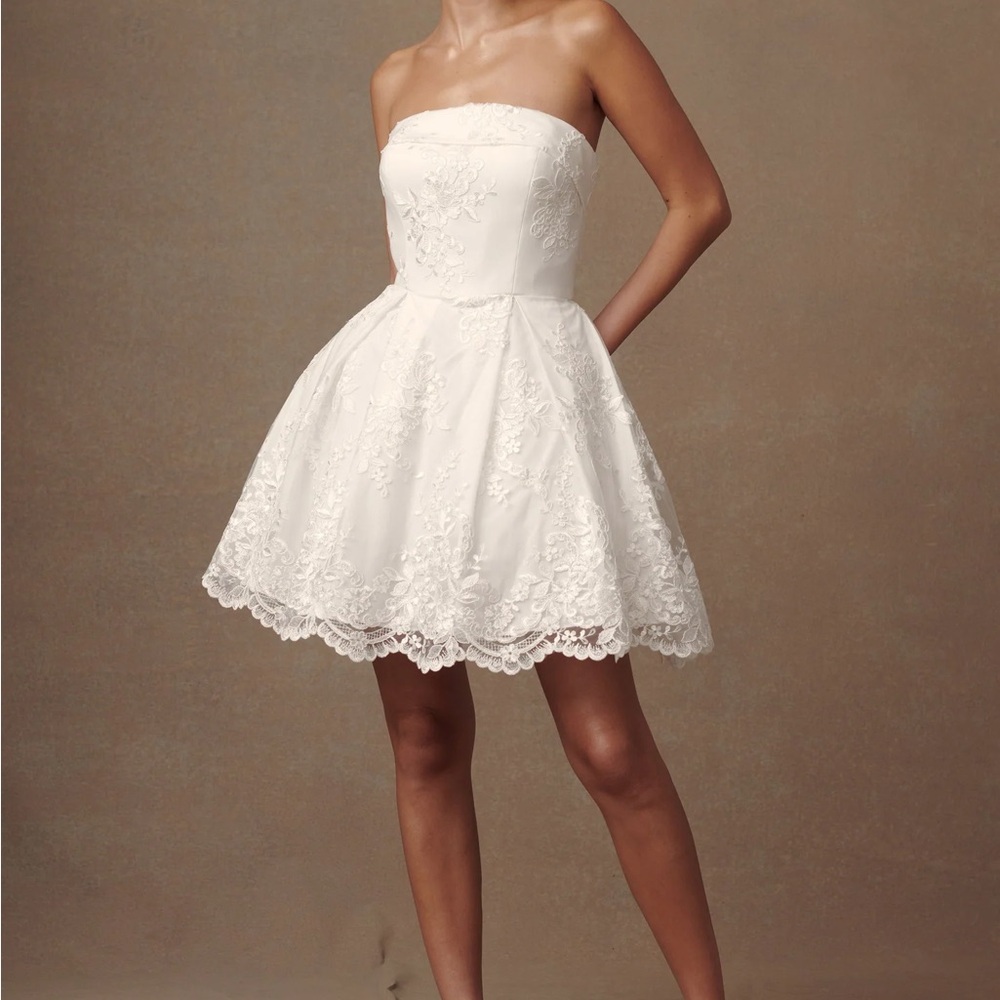 MESHKI White Strapless Dress NWT